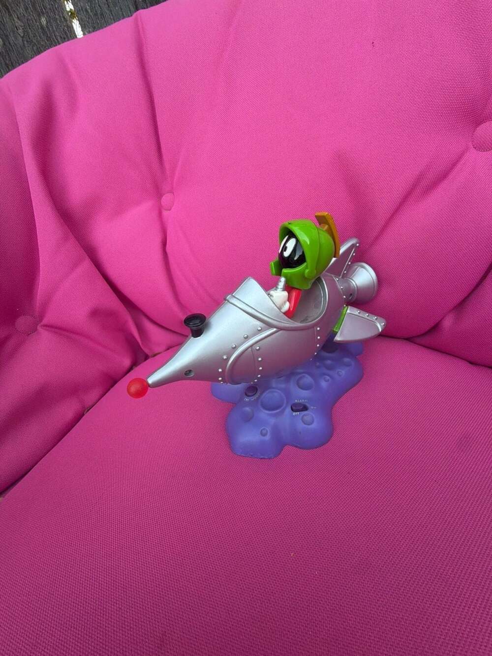 Vintage Looney Tunes Marvin The Martian Spaceship Alarm Clock